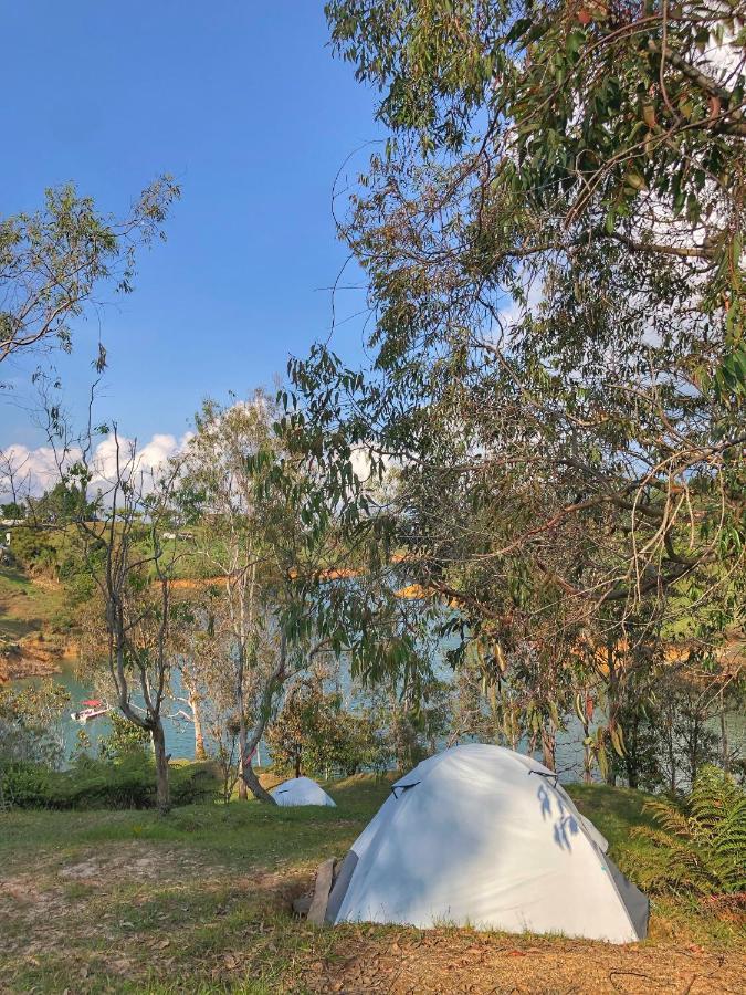 Bacoa Hostel Guatapé Dış mekan fotoğraf