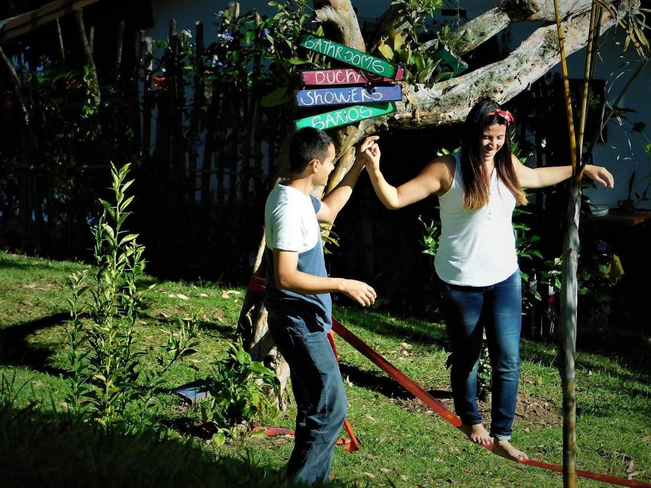 Bacoa Hostel Guatapé Dış mekan fotoğraf